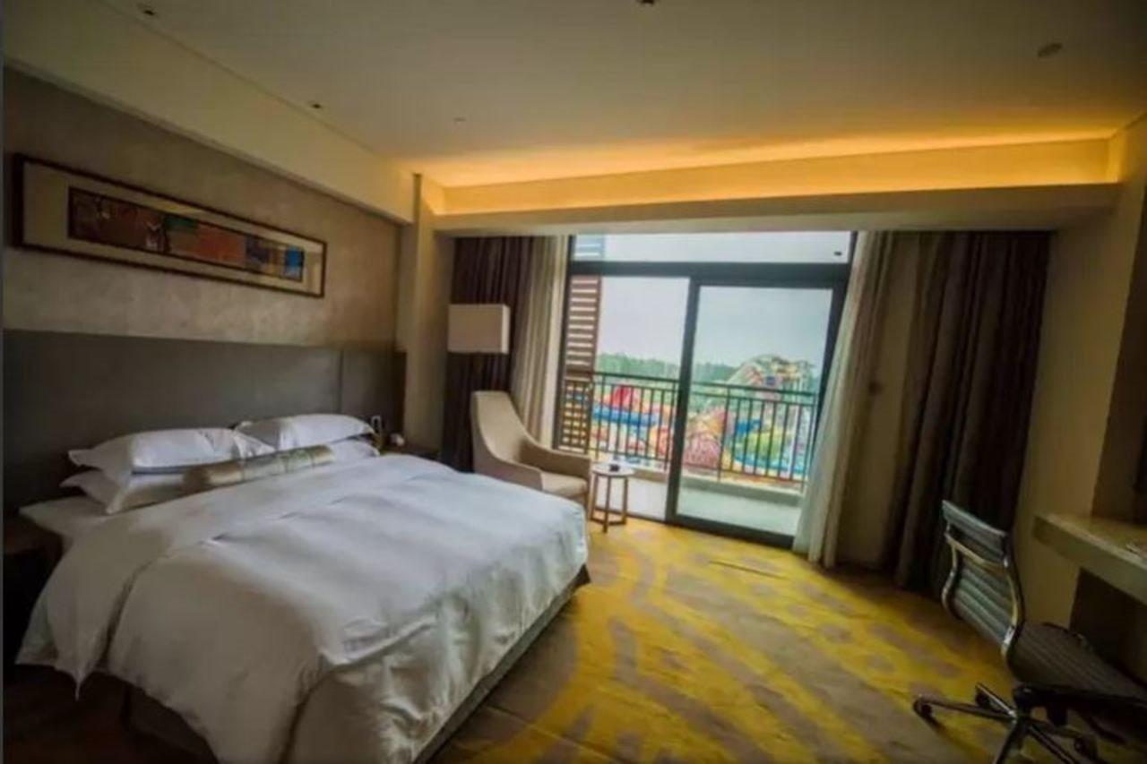 Gleetour Maya Hotel Ухан Екстериор снимка