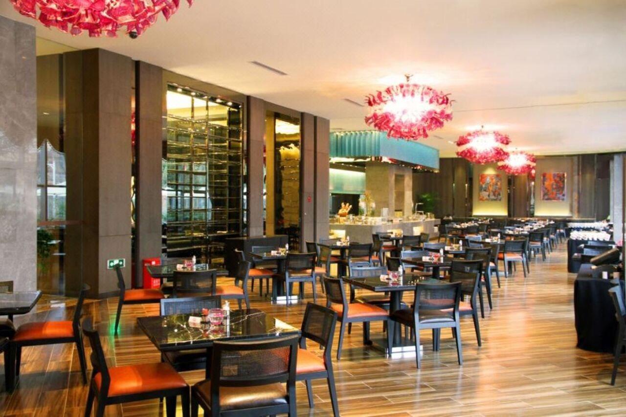 Gleetour Maya Hotel Ухан Екстериор снимка
