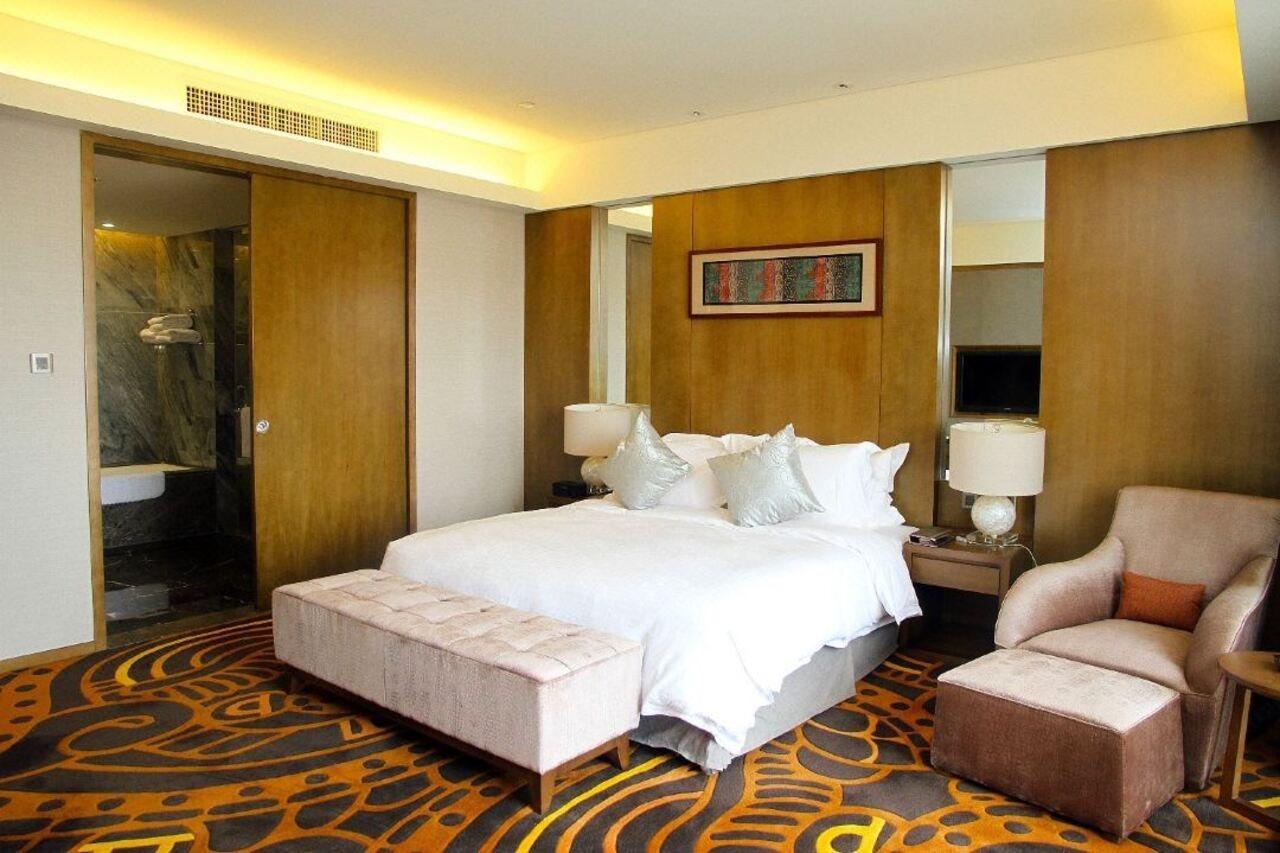 Gleetour Maya Hotel Ухан Екстериор снимка
