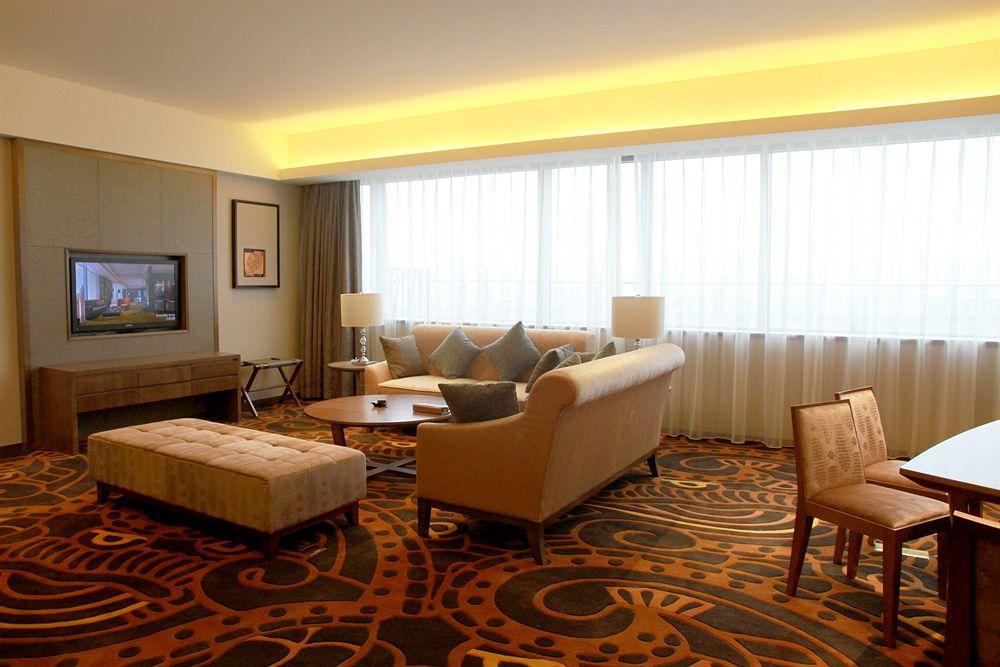 Gleetour Maya Hotel Ухан Екстериор снимка
