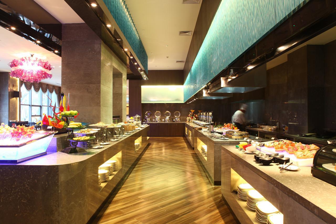 Gleetour Maya Hotel Ухан Екстериор снимка
